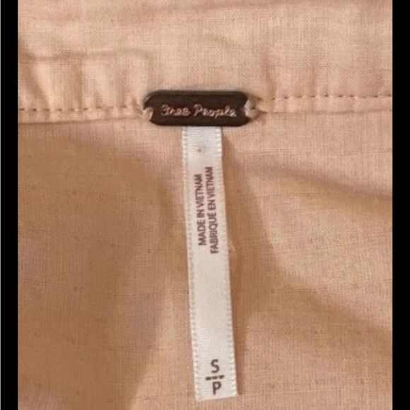 Free People Asymmetrical Peach Flowy Halter Top. Size Small. - Picture 4 of 5